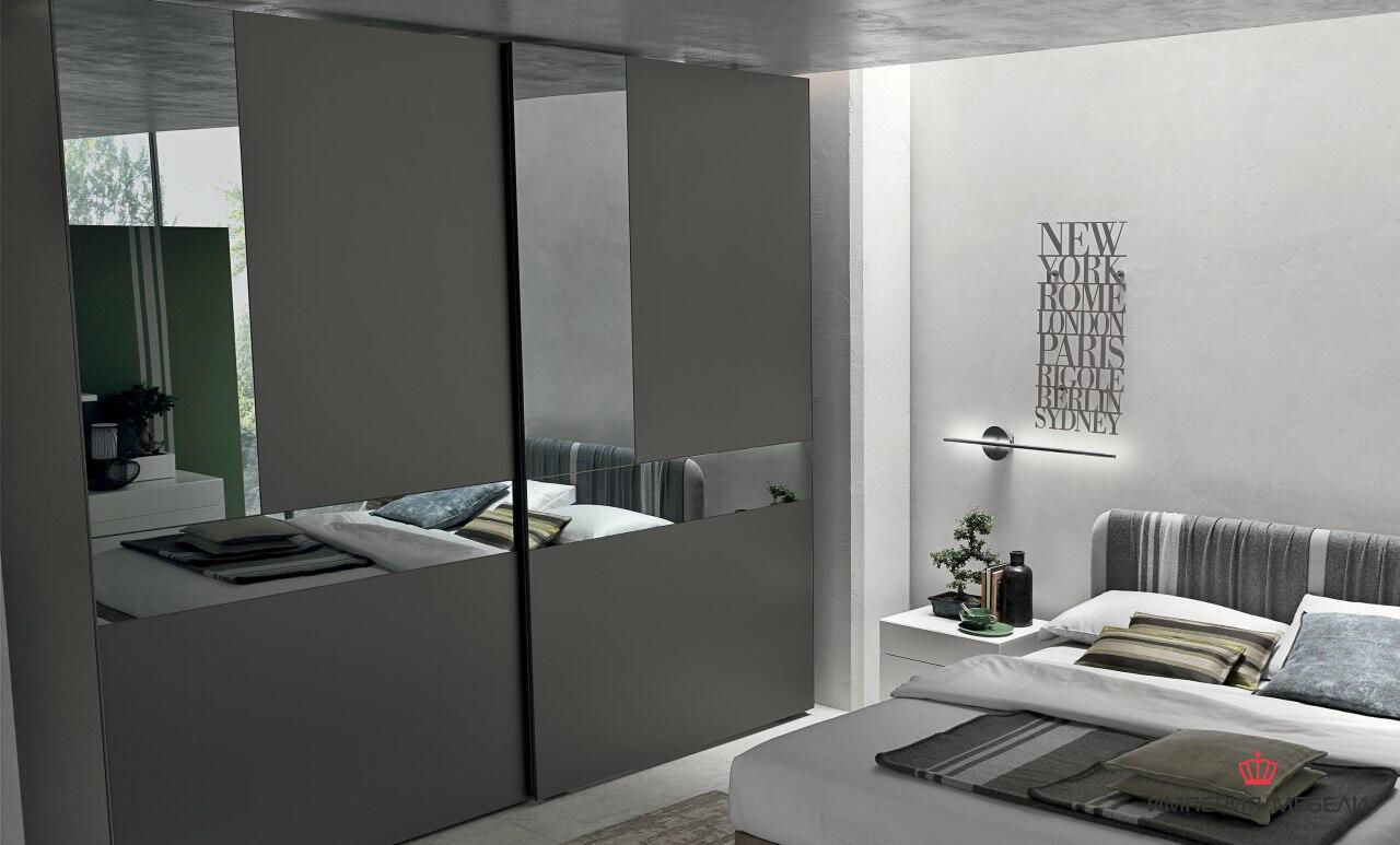 Шкаф-купе в спальню с зеркалами №10
