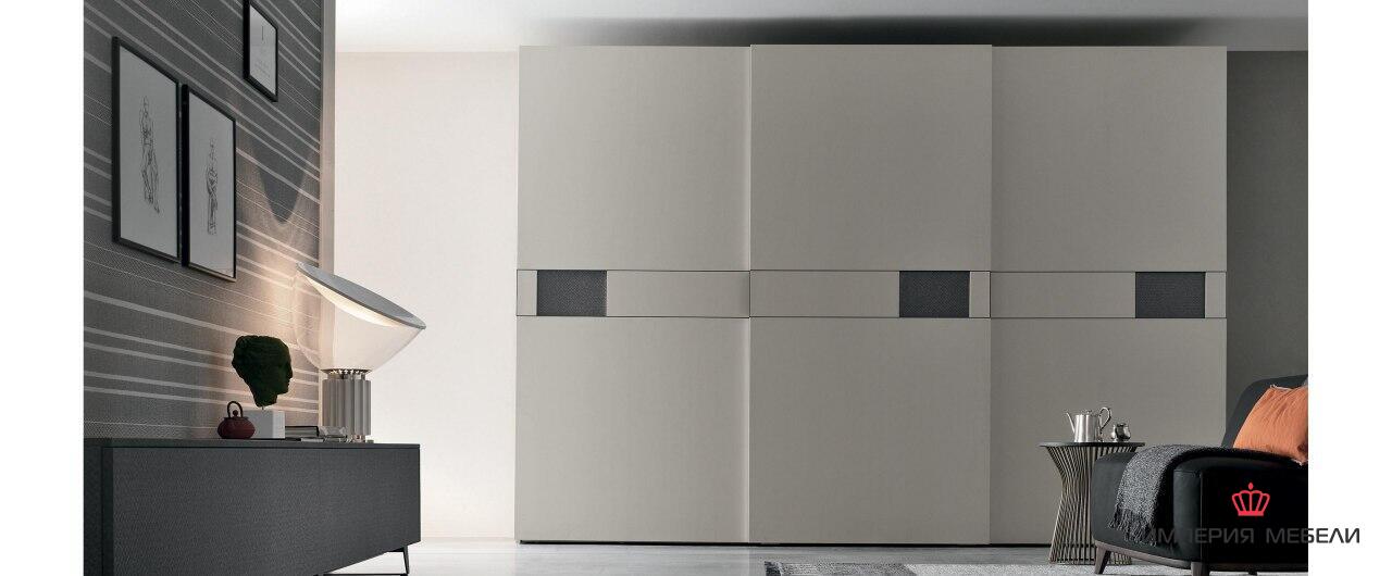 Шкаф-купе в гостиную №1