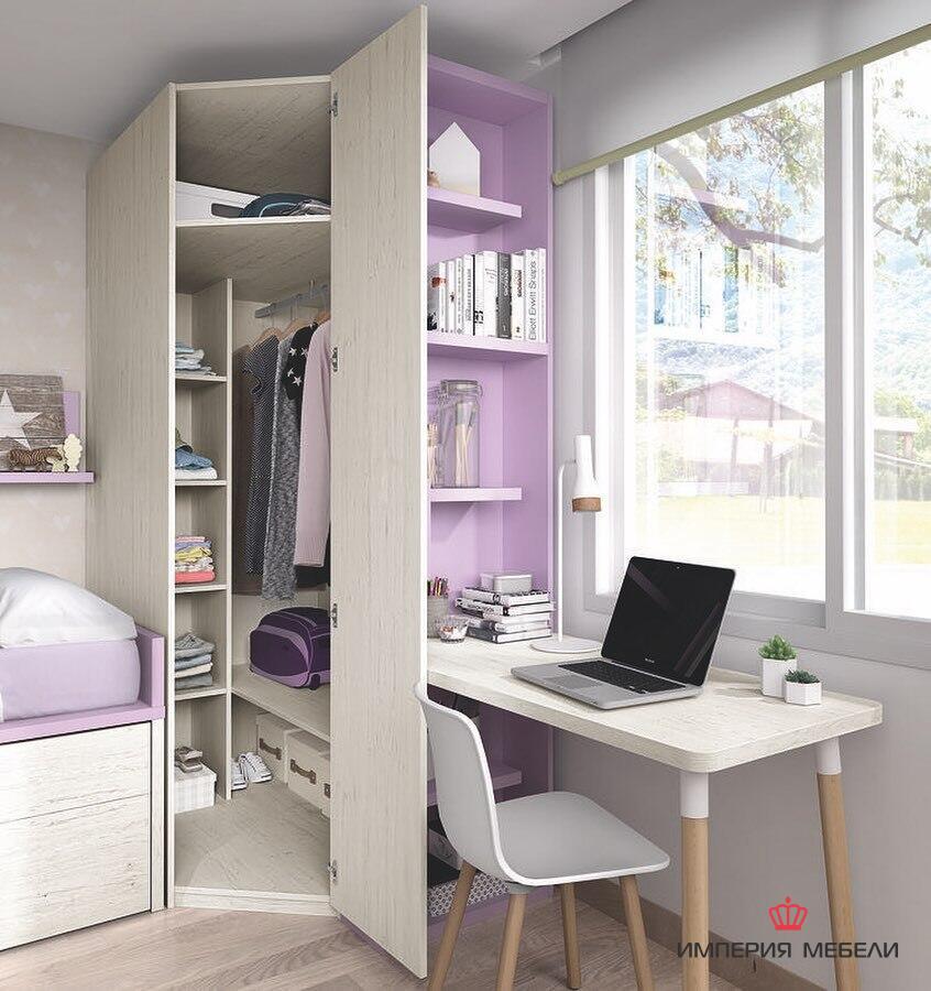 Угловой шкаф распашной в детскую №1