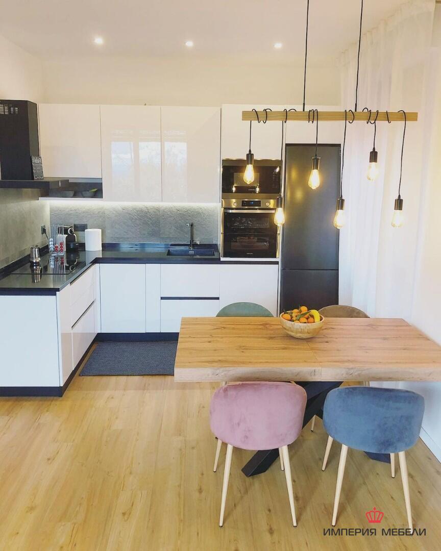 Кухня без ручек №21