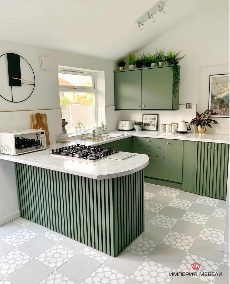 Кухня угловая маленькая №16