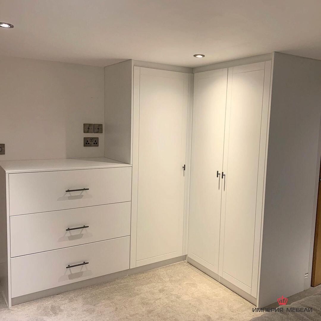 Шкаф угловой в гостиную №9