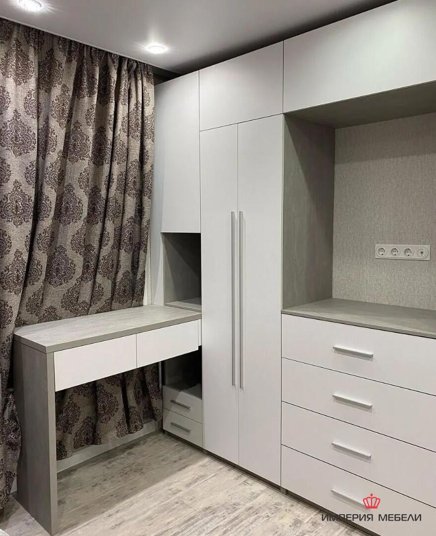 Шкаф встроенный №7