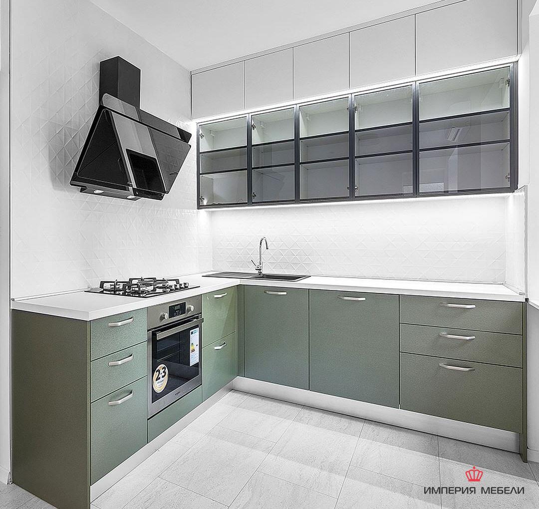 Кухня угловая маленькая №13