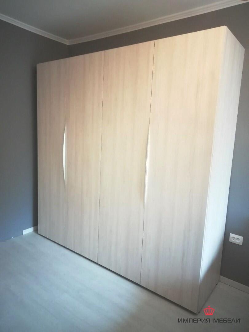 Шкаф-купе светлый корпусный № 7