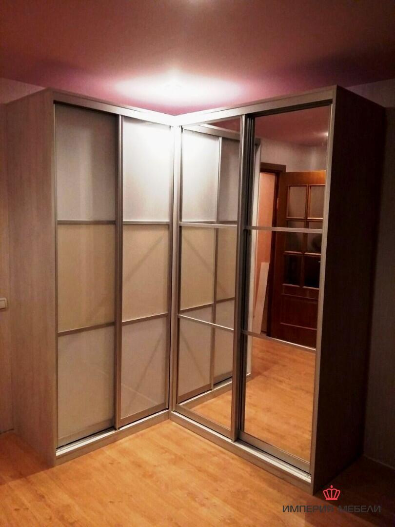 Угловой шкаф-купе №11