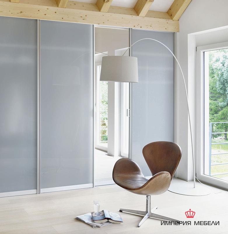 Шкаф-купе с лакобелем линейный (прямой) № 10