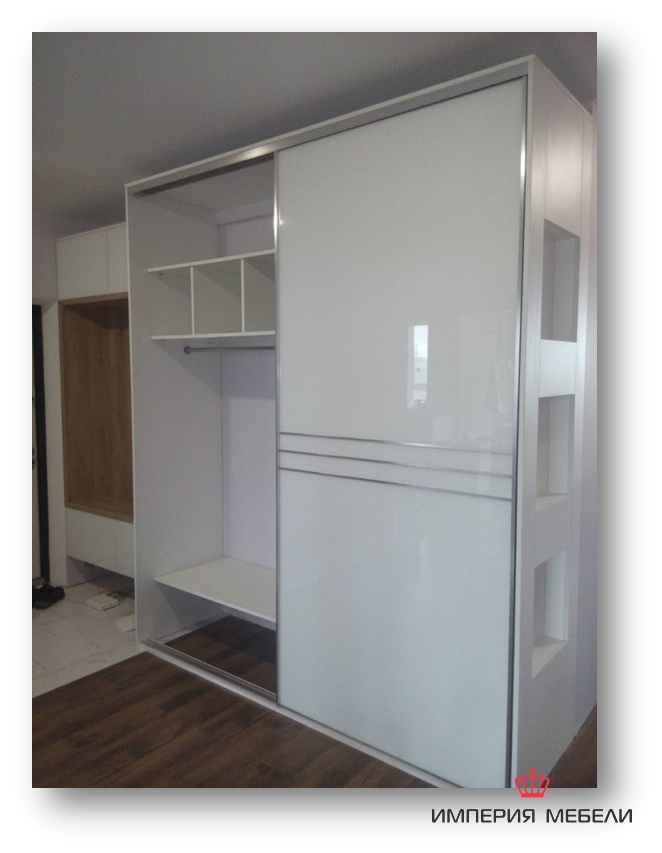 Шкаф-купе в спальню лакобель (система Сенатор)