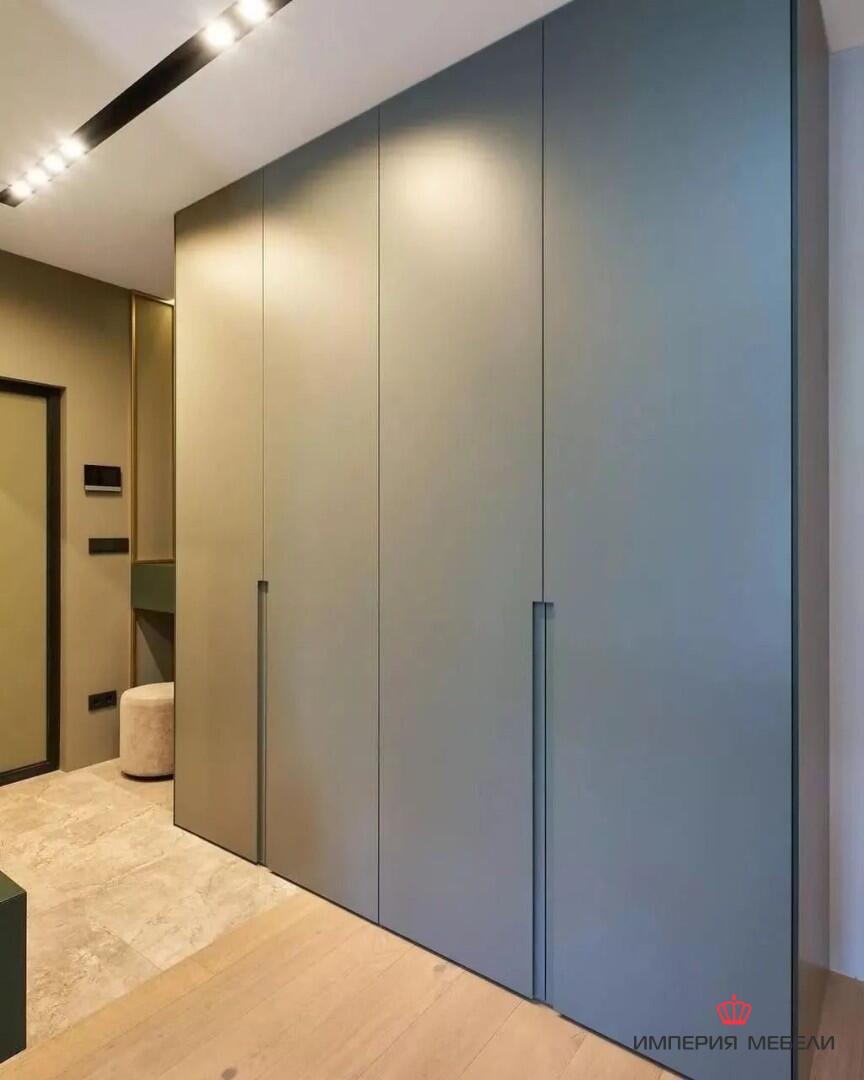 Шкаф под заказ №4