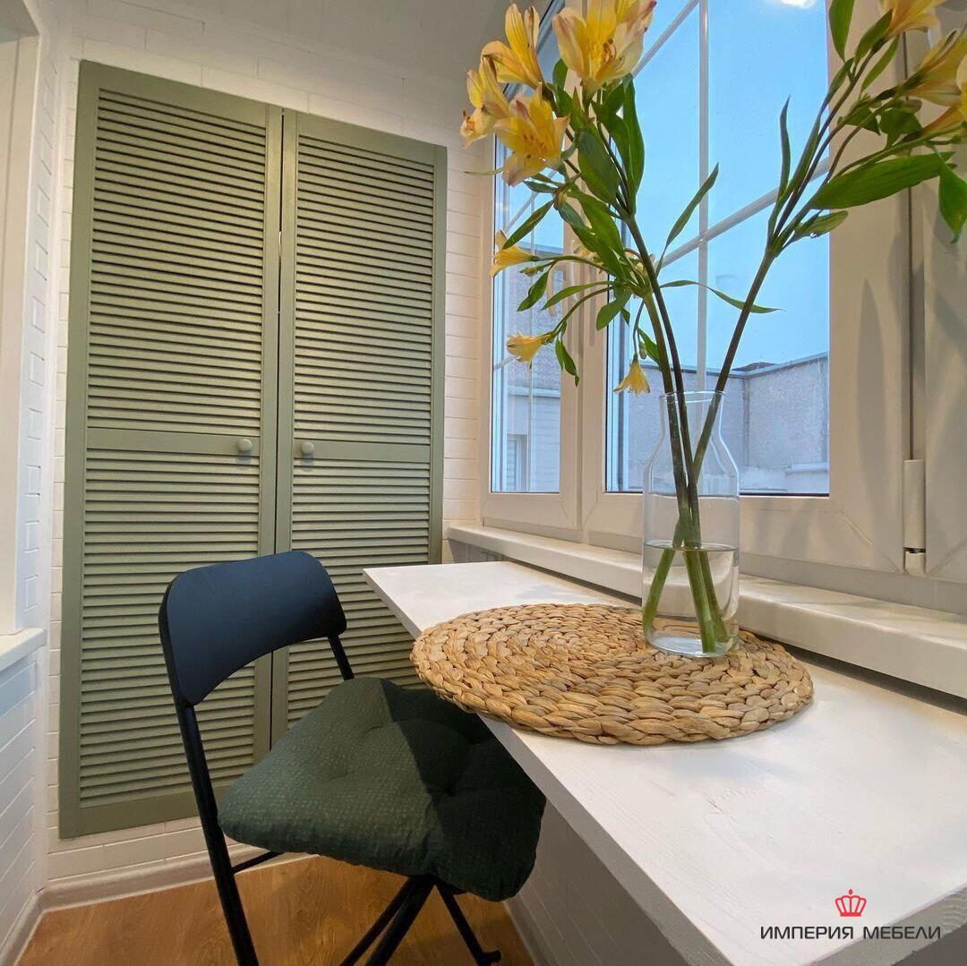 Встроенный шкаф-купе на балкон №3