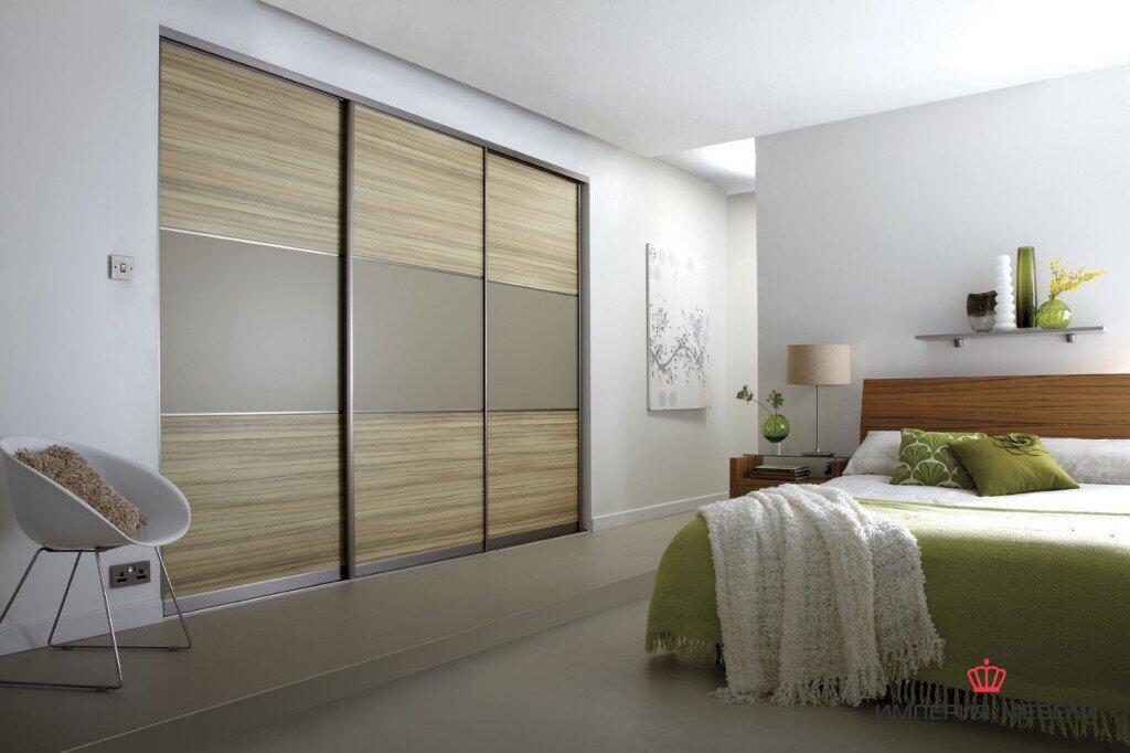 Встроенный шкаф-купе со вставками №18-3