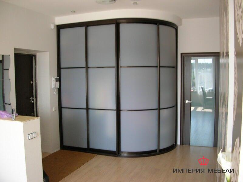 Шкаф-купе радиусный в прихожую №2